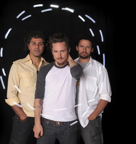 John Butler Trio circle 5172 credit Marty Philbey