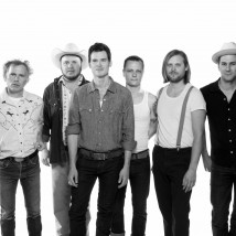 Old Crow Press Photo 2
